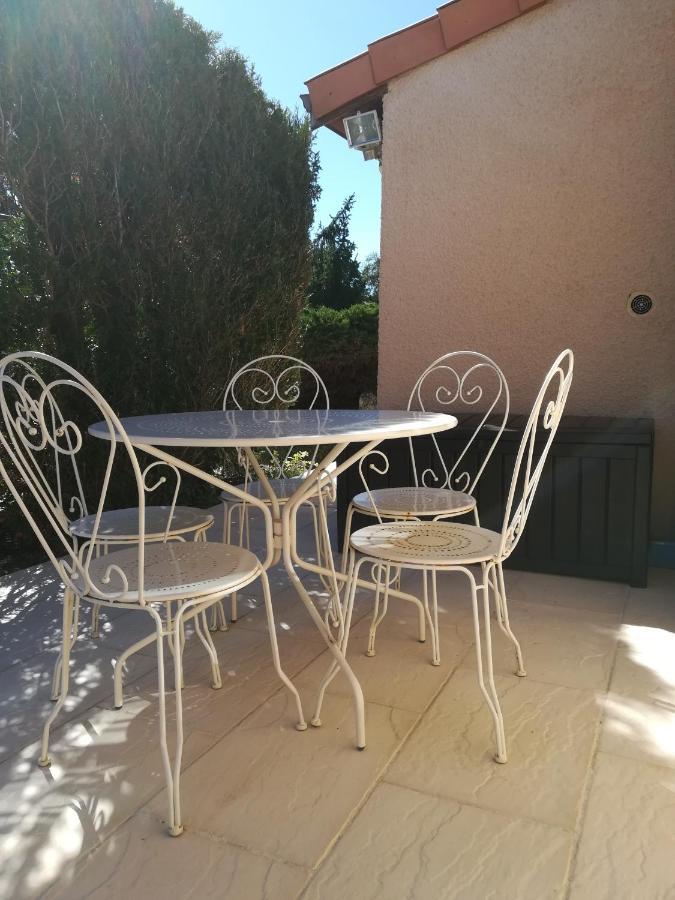 Le Ti'Roussat Bed & Breakfast Saint-André-de-Cubzac Екстериор снимка
