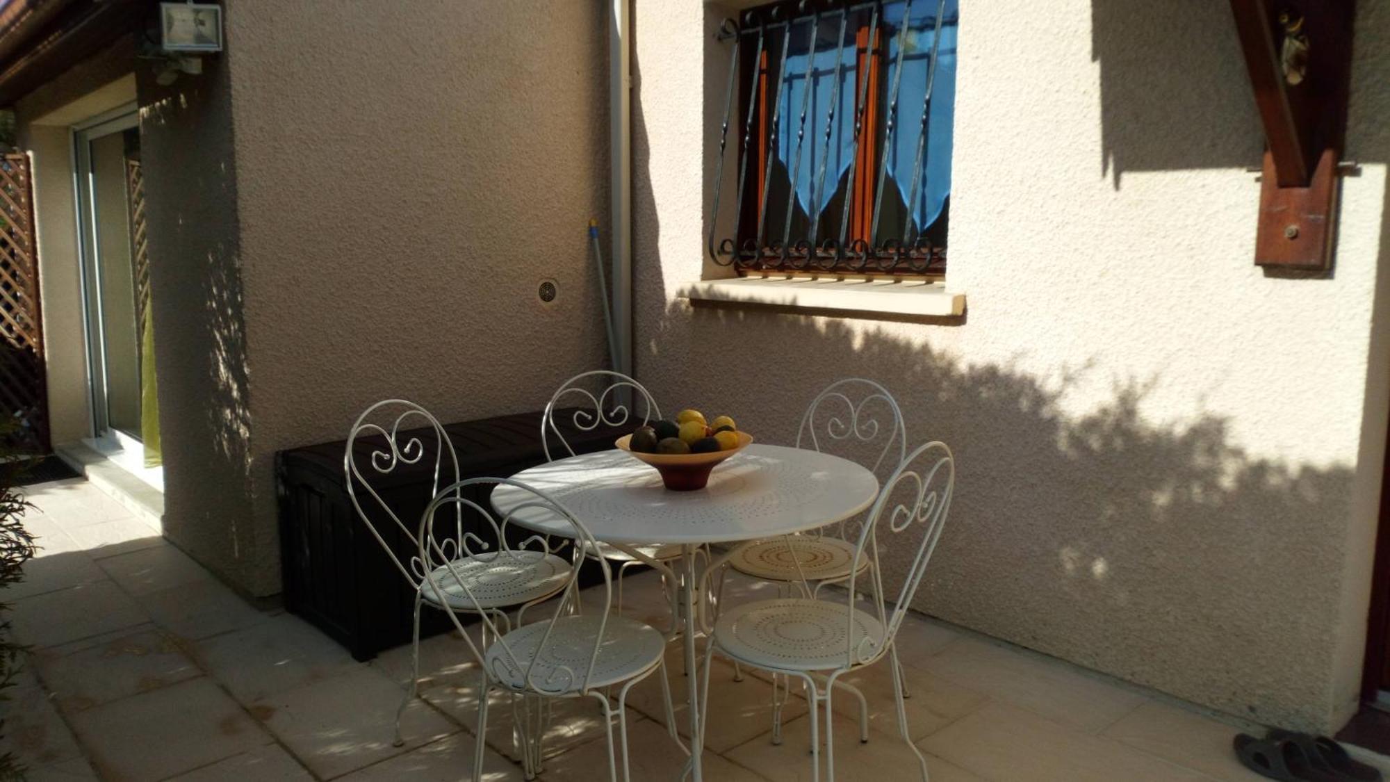 Le Ti'Roussat Bed & Breakfast Saint-André-de-Cubzac Екстериор снимка