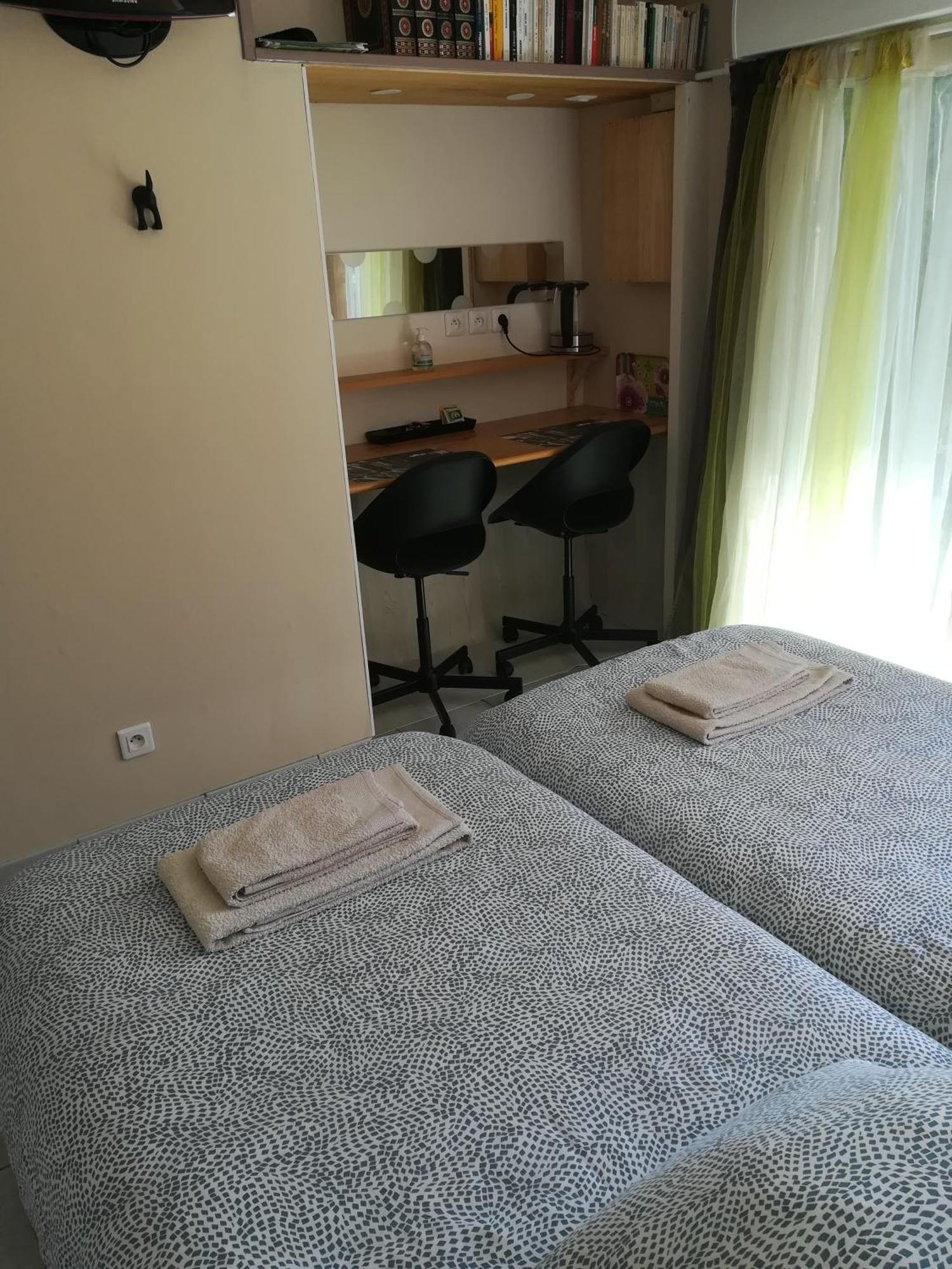 Le Ti'Roussat Bed & Breakfast Saint-André-de-Cubzac Екстериор снимка